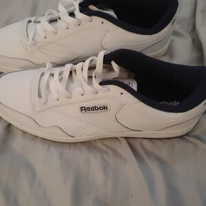 Reebok Men's White and Navy Sneakers